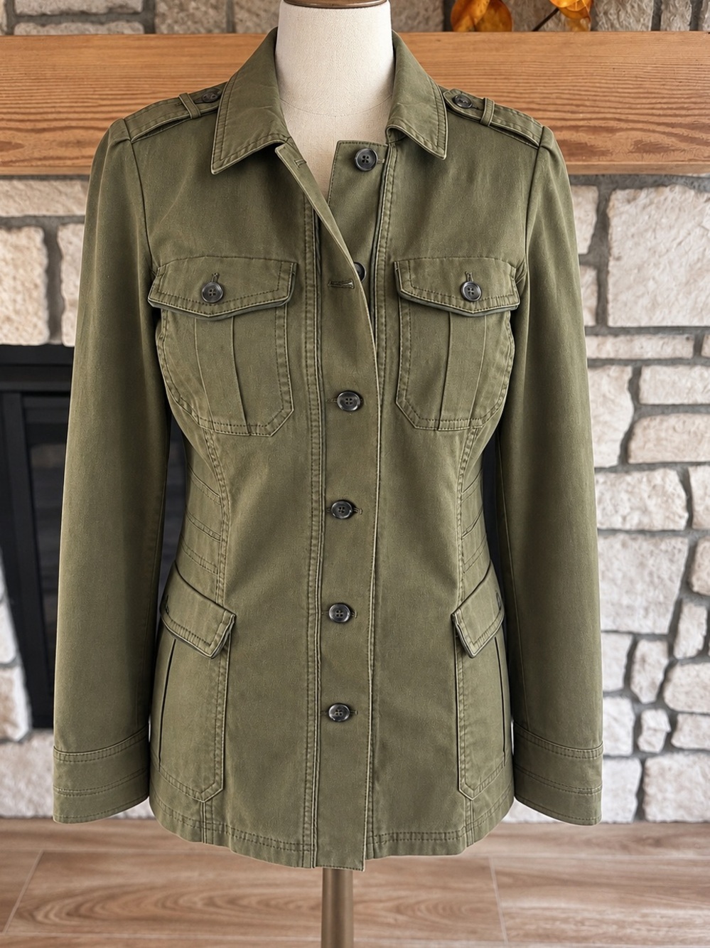White House Black Market Olive Green Utility Jacket – Size 10